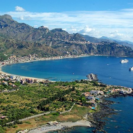 Tony & Doris Home Giardini Naxos Bagian luar foto